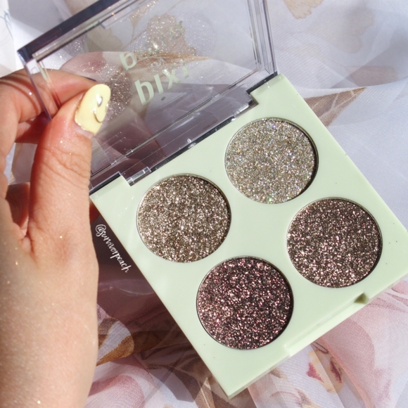 2/$20! Pixi Glittery Eye Quad - Gold Lava - Picture 2 of 6